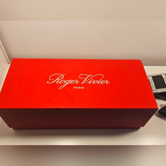 Roger Vivier Ballerina Sparkly Flats - Picture 6 of 6